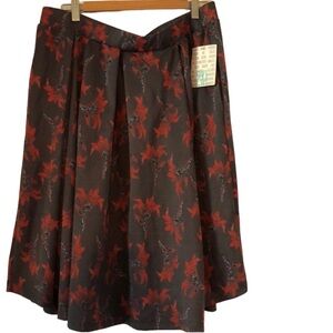 Woman’s Madison LuLaRoe fall skirt